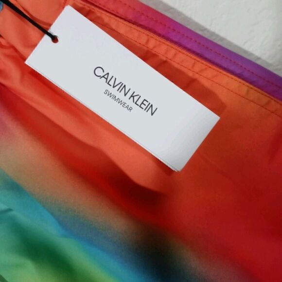 Calvin Klein Swimwear Mens Rainbow Swim Shorts Trunks Medium #D - Picture 4 of 7